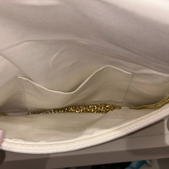 Floral Embroidered Clutch - Picture 6 of 9